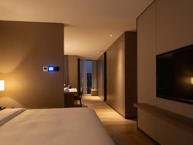 Mobile Apps for Hotels: Guest Services and Smart Room Control